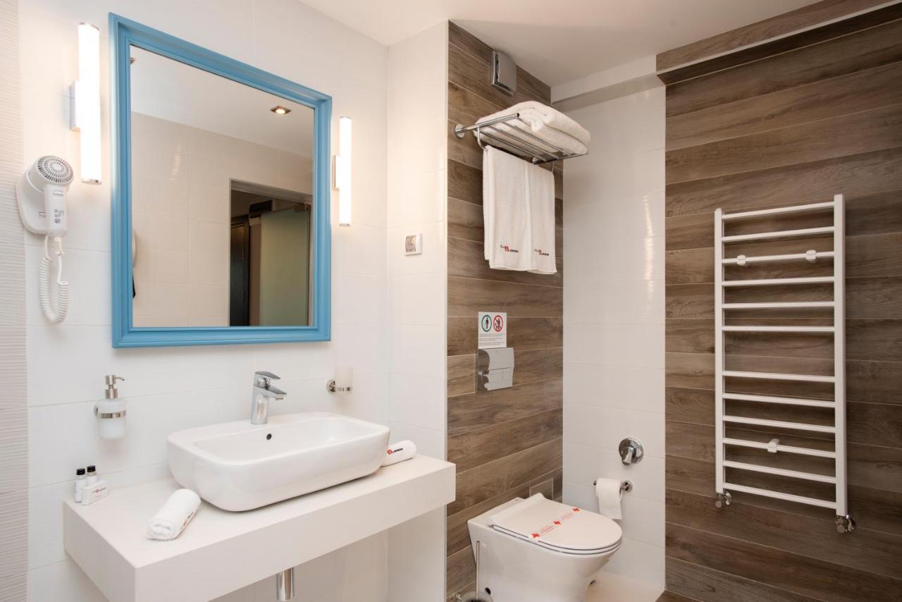 Family Hotel Business Club Choumen Extérieur photo